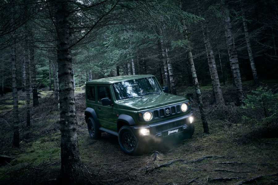 9563 jimny 2021 professional groen bos jpg